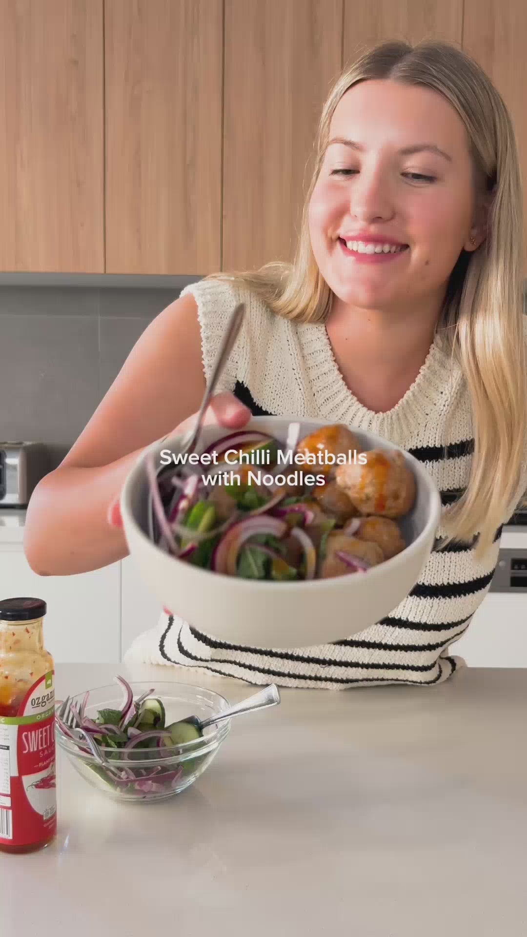 Sweet Chilli Meatballs.mp4__PID:31a84474-c190-4a02-b706-dcc437045744